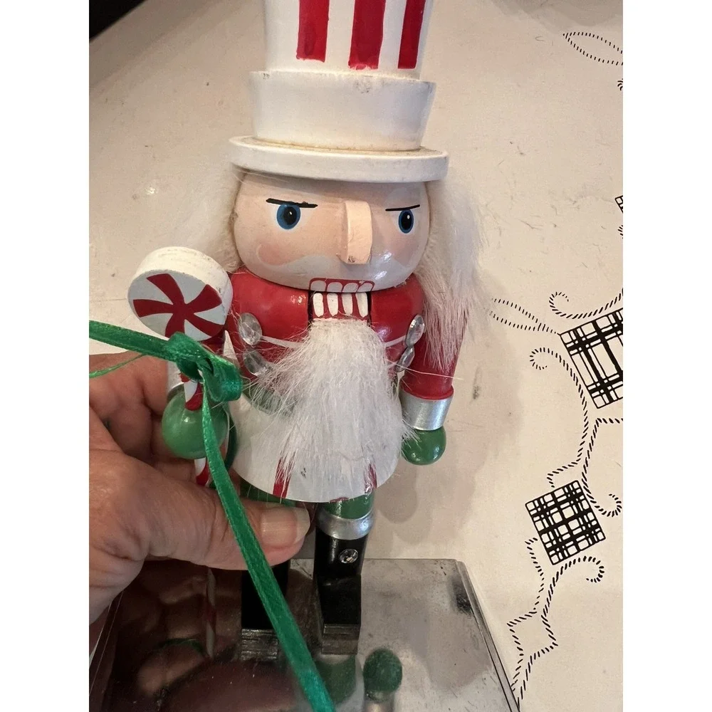PIER 1 Imports Wooden Nutcracker Mantle Stocking Holder 2016 Mouth Opens Ornate